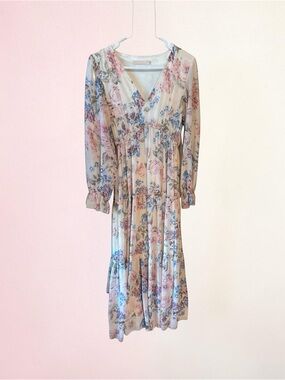 Romantic V-Neck Floral Maxi Dress in Cream & Pink